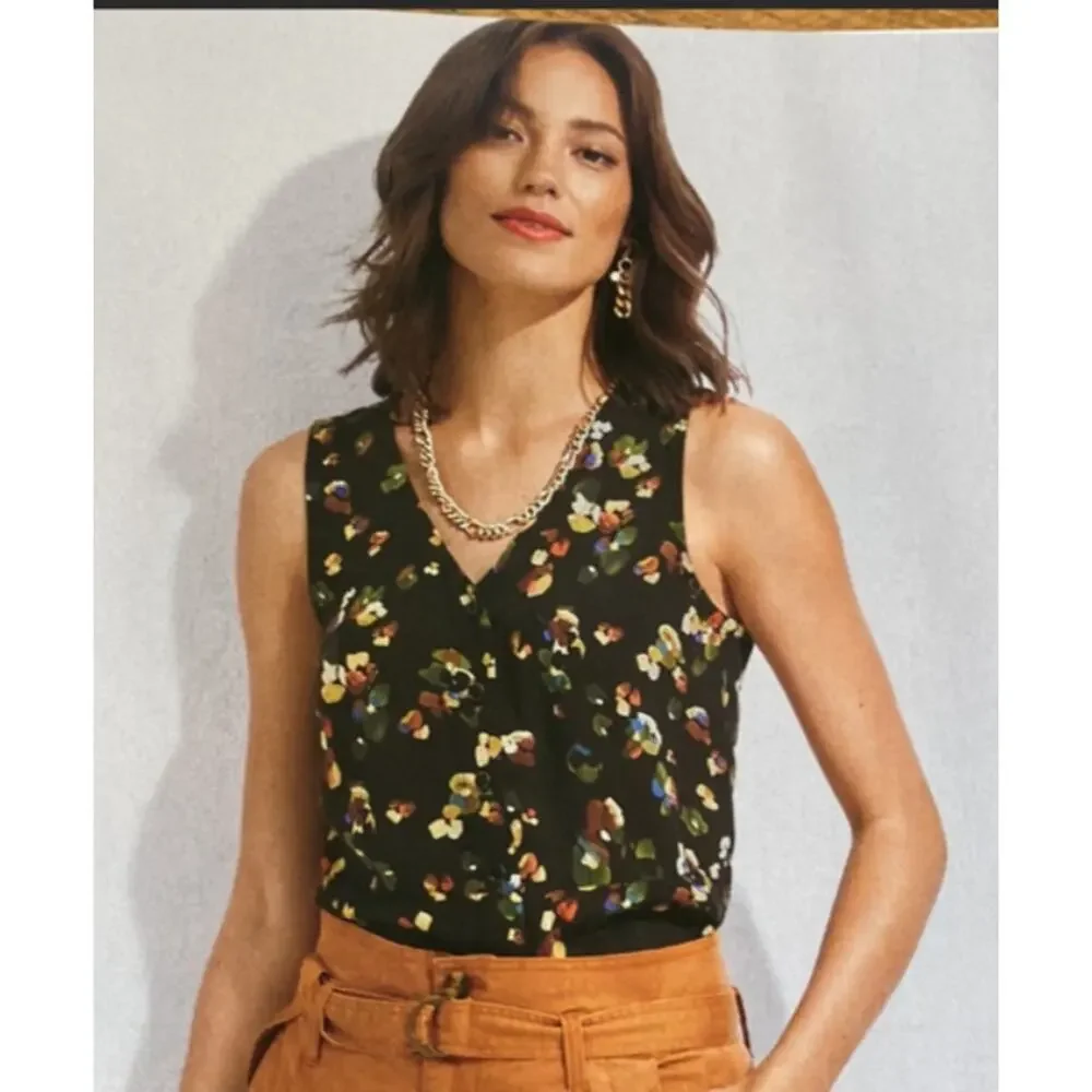 CAbi Flamo Blouse Style 6110 Floral Sleeveless V Neck Top Small Black